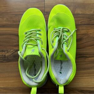 Frog toggs women  Lime Green sneaker Shoes 9